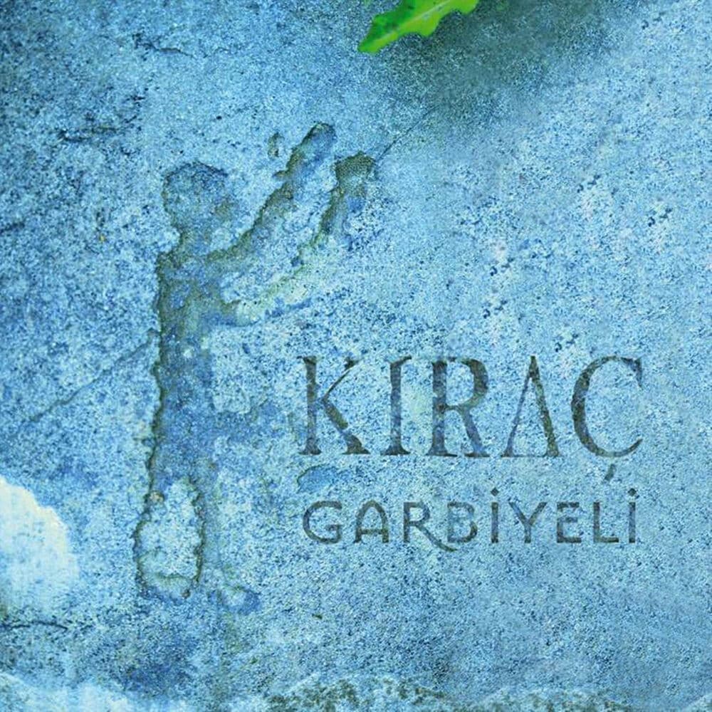 Yüce Dağ Başında